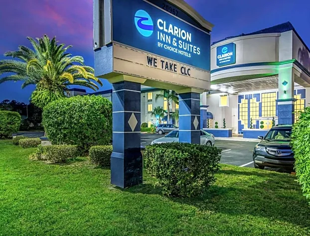 Clarion Inn & Suites Central Clearwater Beach hotel detail image 3