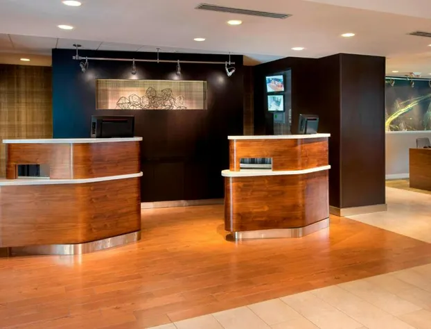 Courtyard by Marriott Norwalk hotel detail image 2