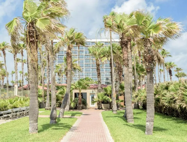 Isla Grand Beach Resort hotel detail image 1