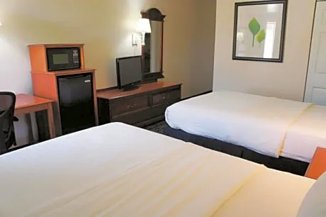 La Quinta Inn & Suites by Wyndham Tulsa Central hotel detail image 4