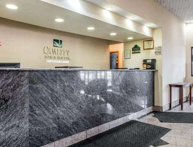 Quality Inn & Suites Fairview hotel detail image 3