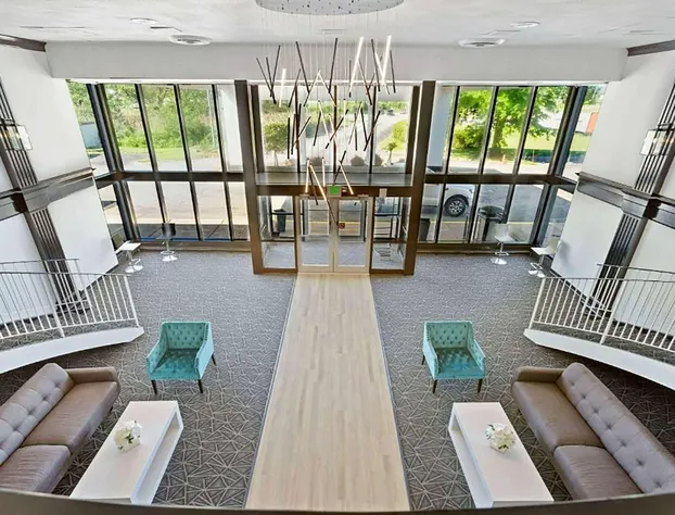 Days Inn by Wyndham Erie hotel detail image 3