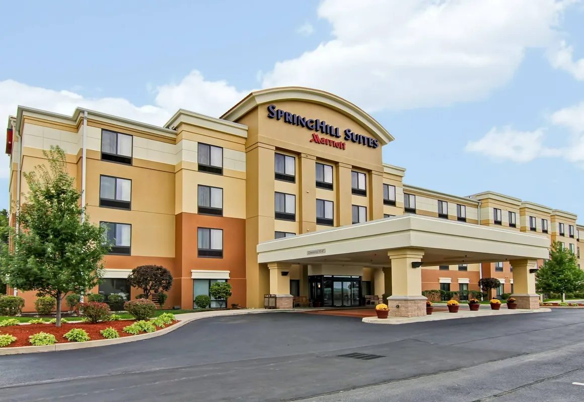 Springhill Suites by Marriott Erie hotel hero