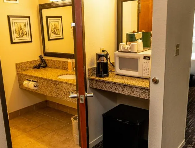 Lake Natoma Inn hotel detail image 4