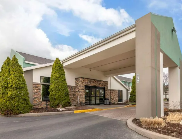 Syracuse Grand hotel detail image 2