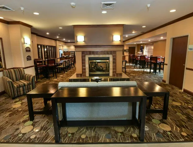 Holiday Inn Express Hotel & Suites Grand Forks by IHG hotel detail image 3