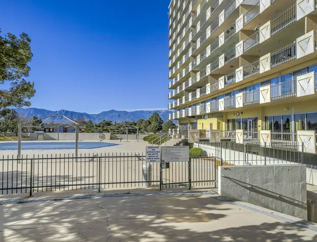 Satellite Hotel hotel detail image 4