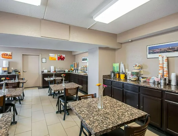 Quality Inn near Potomac Mills hotel detail image 4