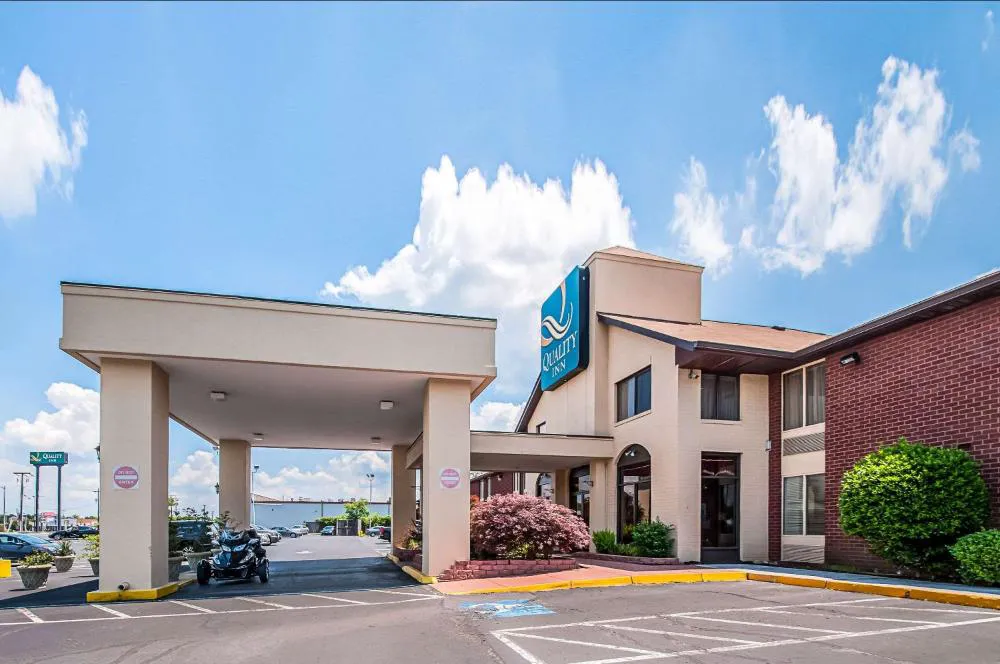Quality Inn near Potomac Mills hotel hero