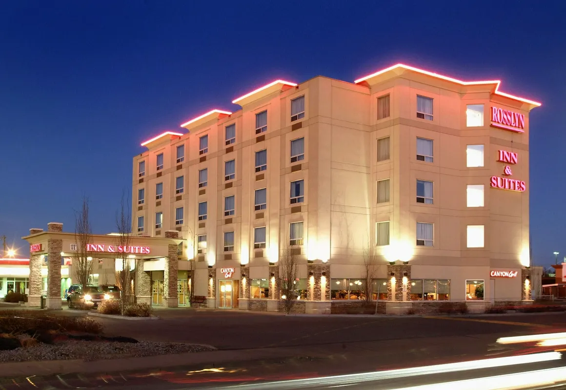 Rosslyn Inn and Suites hotel hero