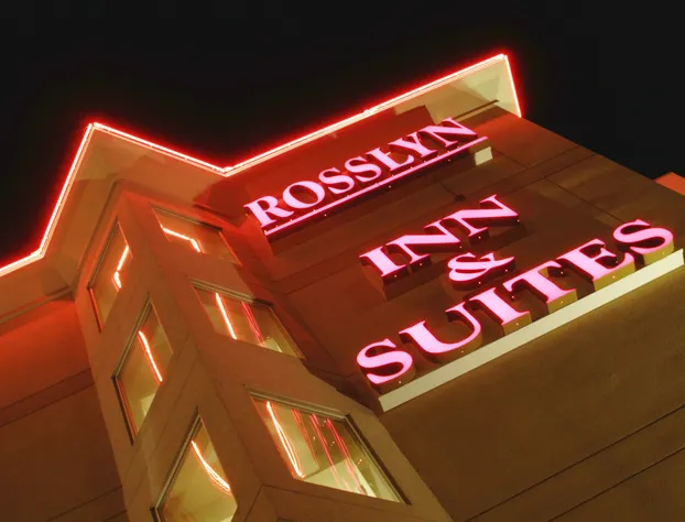 Rosslyn Inn and Suites hotel detail image 1