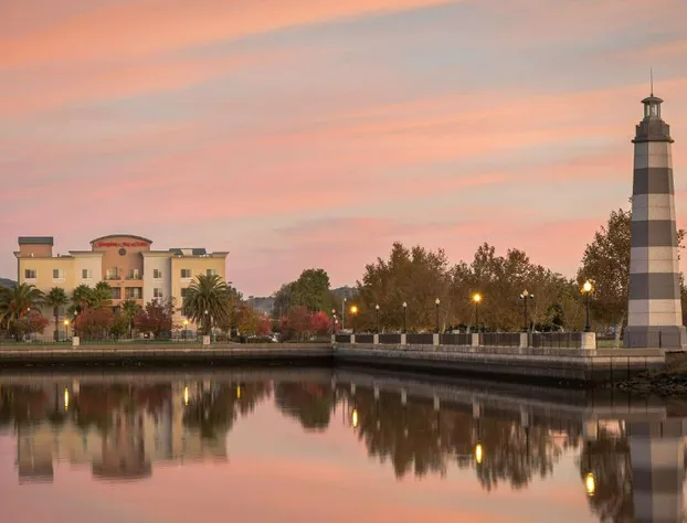 Hampton Inn & Suites Suisun City Waterfront hotel detail image 2