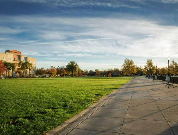Hampton Inn & Suites Suisun City Waterfront hotel detail image 3