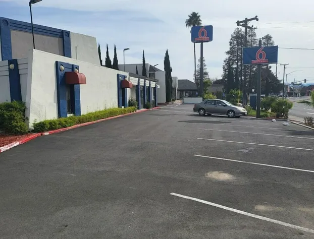 Motel 6 Vallejo, CA – Napa Valley hotel detail image 1