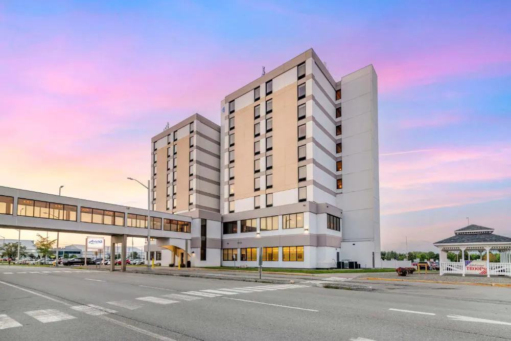 Bangor Aviator Hotel, BW Premier Collection hotel hero