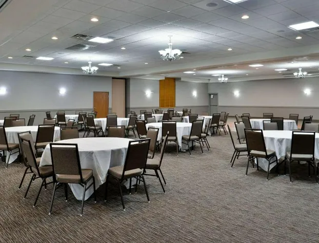 Comfort Inn & Suites Madison North hotel detail image 3