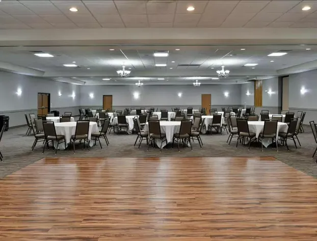 Comfort Inn & Suites Madison North hotel detail image 3