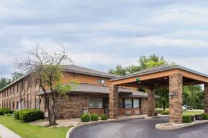 Days Inn by Wyndham Stoughton WI. hotel hero