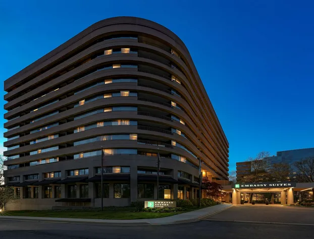 Embassy Suites by Hilton Bethesda Washington DC hotel detail image 1