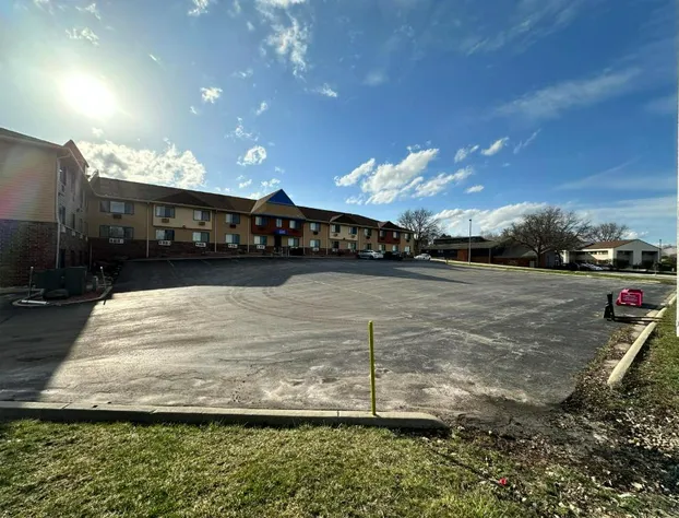 Rodeway Inn & Suites Madison East hotel detail image 3