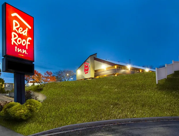 Red Roof Inn Madison, WI hotel detail image 1