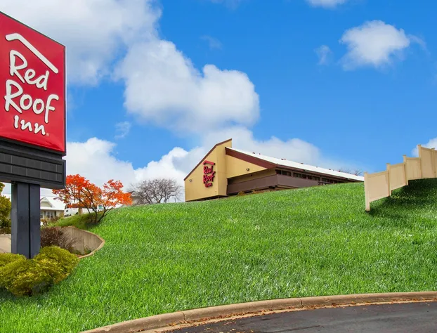 Red Roof Inn Madison, WI hotel detail image 2