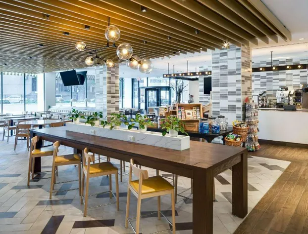 DoubleTree by Hilton Hartford Downtown hotel detail image 2