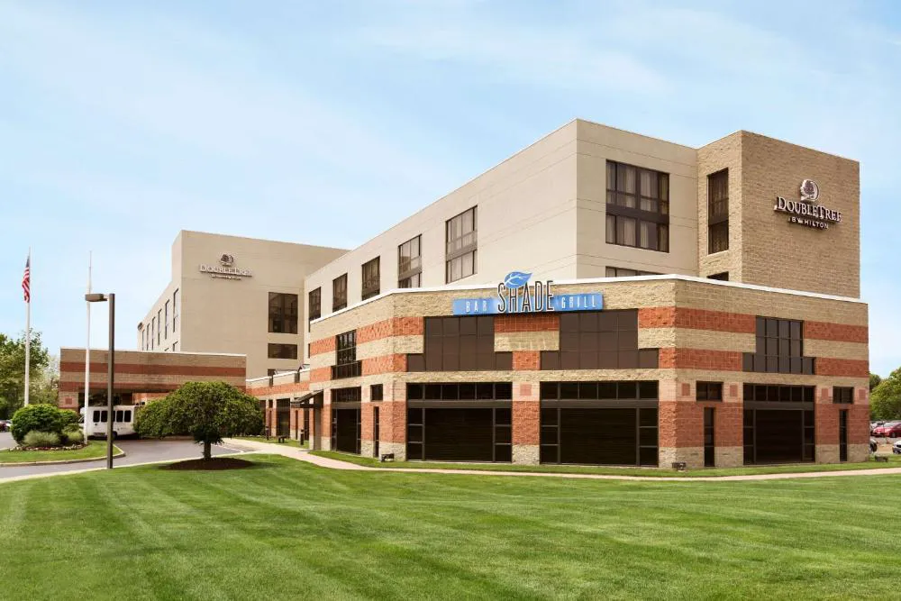 DoubleTree by Hilton Hartford - Bradley Airport hotel hero