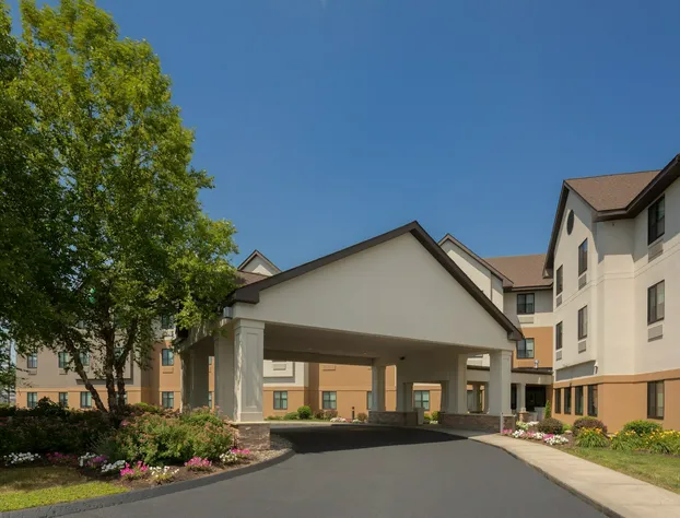 Holiday Inn Express & Suites Bradley Airport by IHG hotel detail image 1