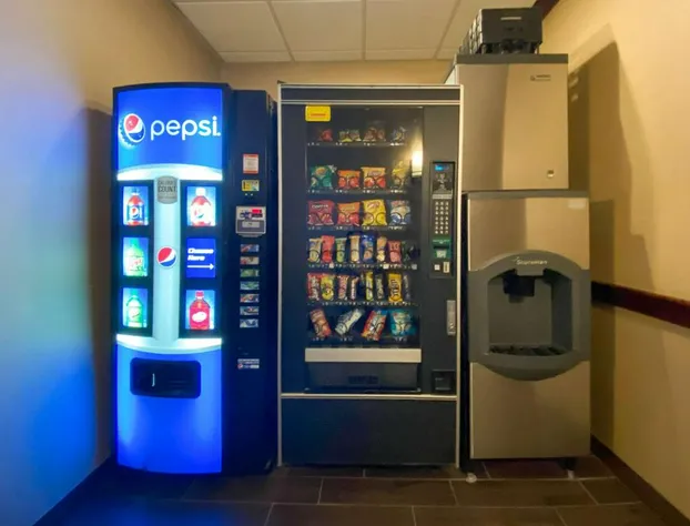 Comfort Inn East Windsor - Springfield hotel detail image 1