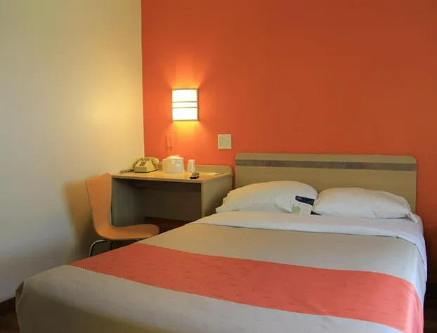 Motel 6 Enfield, CT - Hartford hotel detail image 3