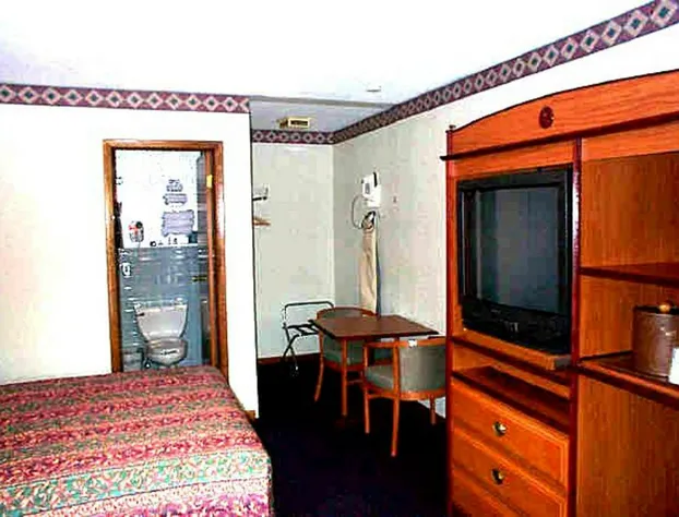 Wesley Inn & Suites hotel detail image 4