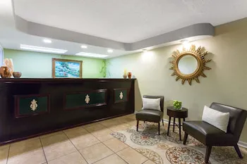 Howard Johnson by Wyndham Tallahassee hotel detail image 3