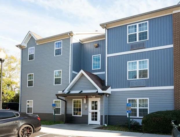 Alluxsuites at 1876, an Ascend Collection Hotel hotel detail image 2