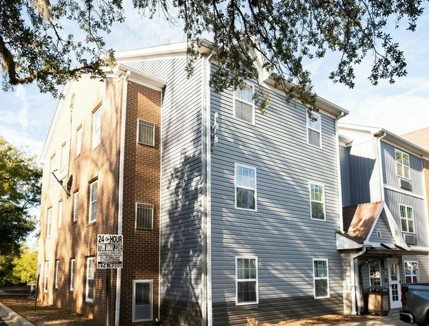 Alluxsuites at 1876, an Ascend Collection Hotel hotel detail image 3