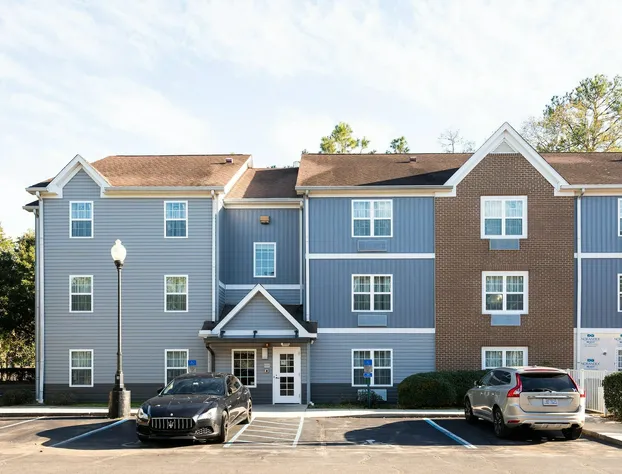 Alluxsuites at 1876, an Ascend Collection Hotel hotel detail image 4