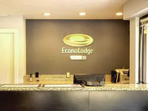 Econo Lodge Tallahassee I-10 near University hotel detail image 4