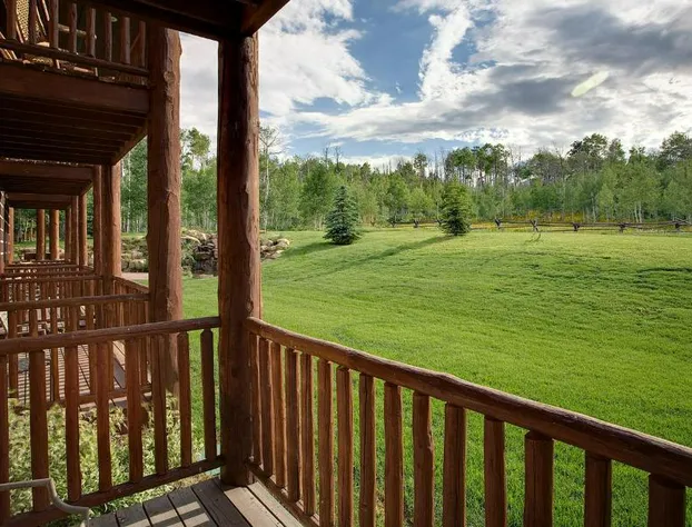 Daniels Summit Lodge hotel detail image 1