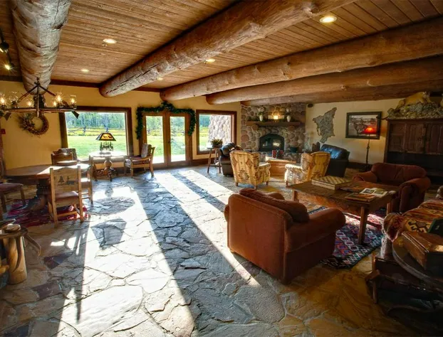 Daniels Summit Lodge hotel detail image 2