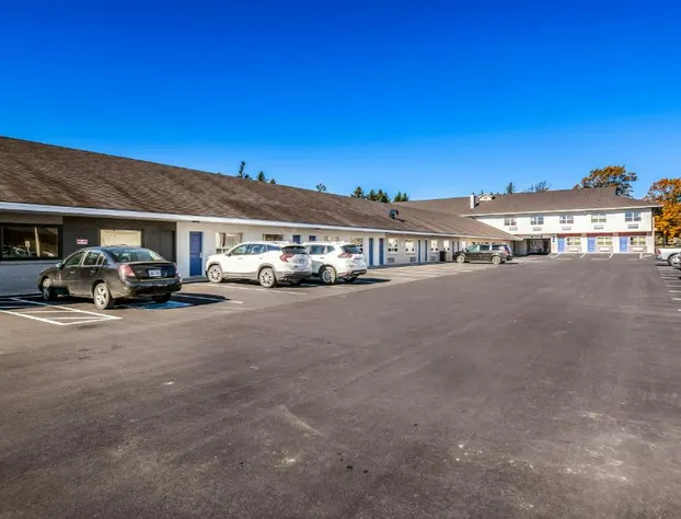 Motel 6 Moncton, NB hotel detail image 1