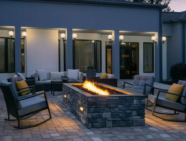 Courtyard by Marriott Greensboro hotel detail image 3