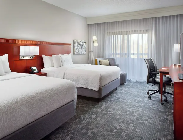 Courtyard by Marriott Greensboro hotel detail image 4