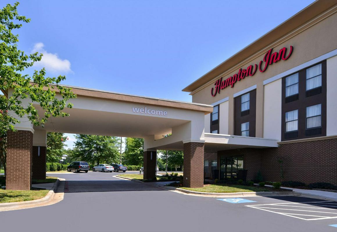 Hampton Inn Greensboro-East hotel hero