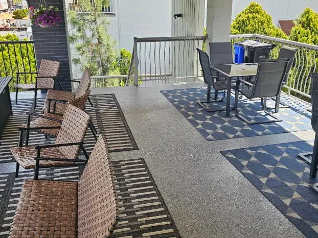 Okanagan Lakefront Resort hotel detail image 2