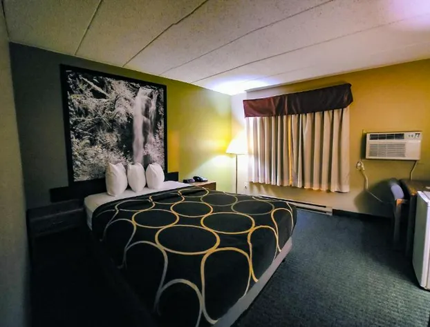 Super 8 by Wyndham Rapid City hotel detail image 2