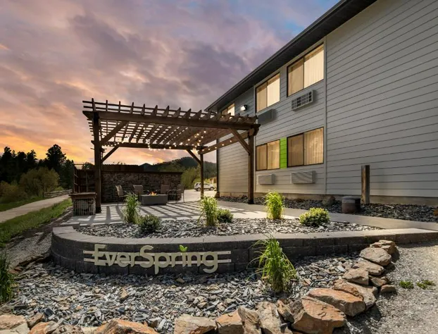 EverSpring Inn & Suites hotel detail image 4