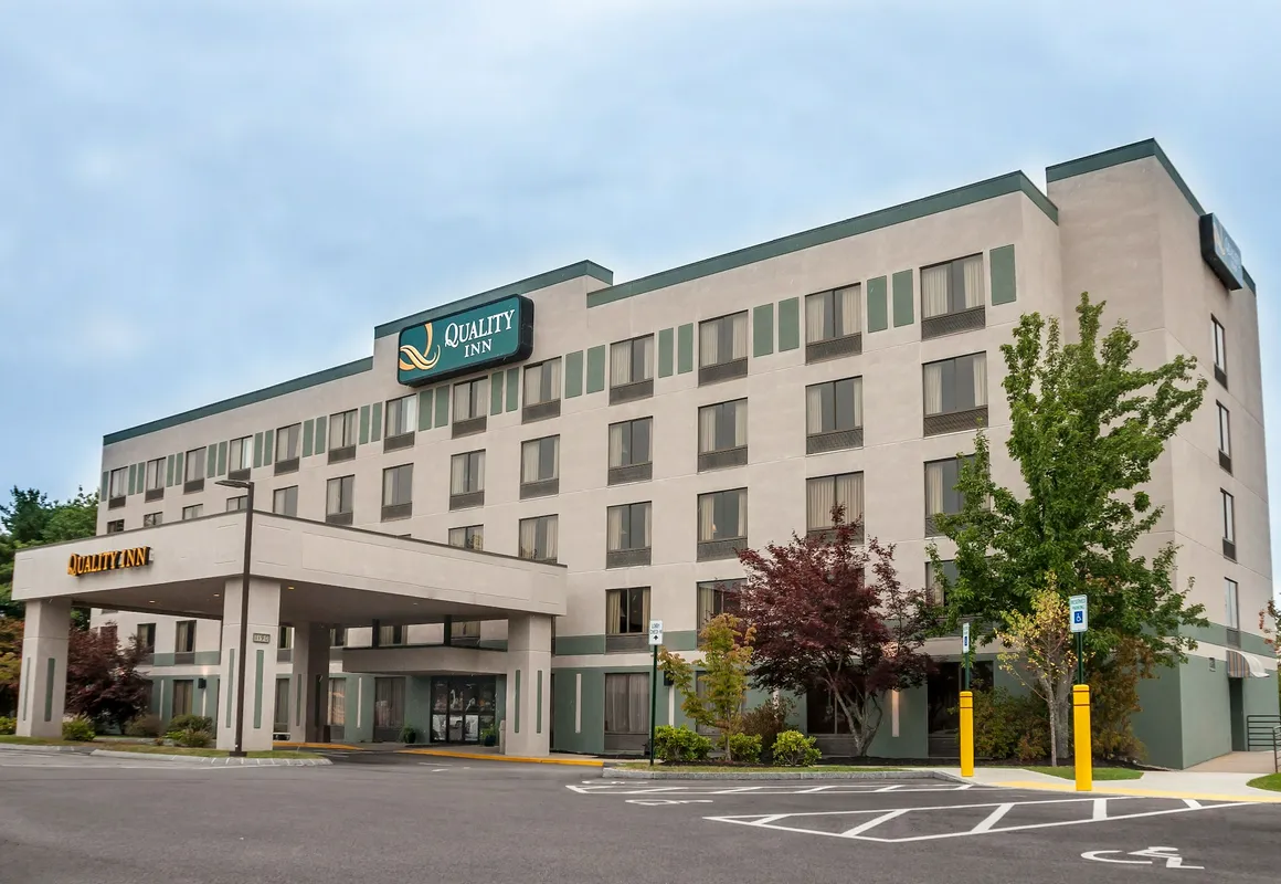 Quality Inn Portsmouth hotel hero