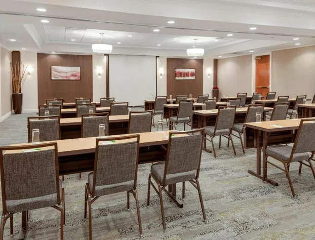 Courtyard by Marriott in Portsmouth hotel detail image 3
