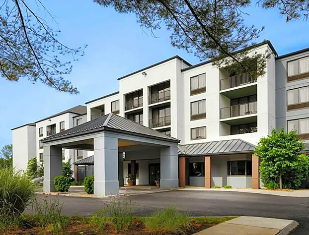 Courtyard by Marriott in Portsmouth hotel detail image 2