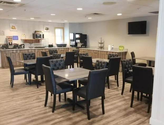 Microtel Inn & Suites by Wyndham York hotel detail image 3